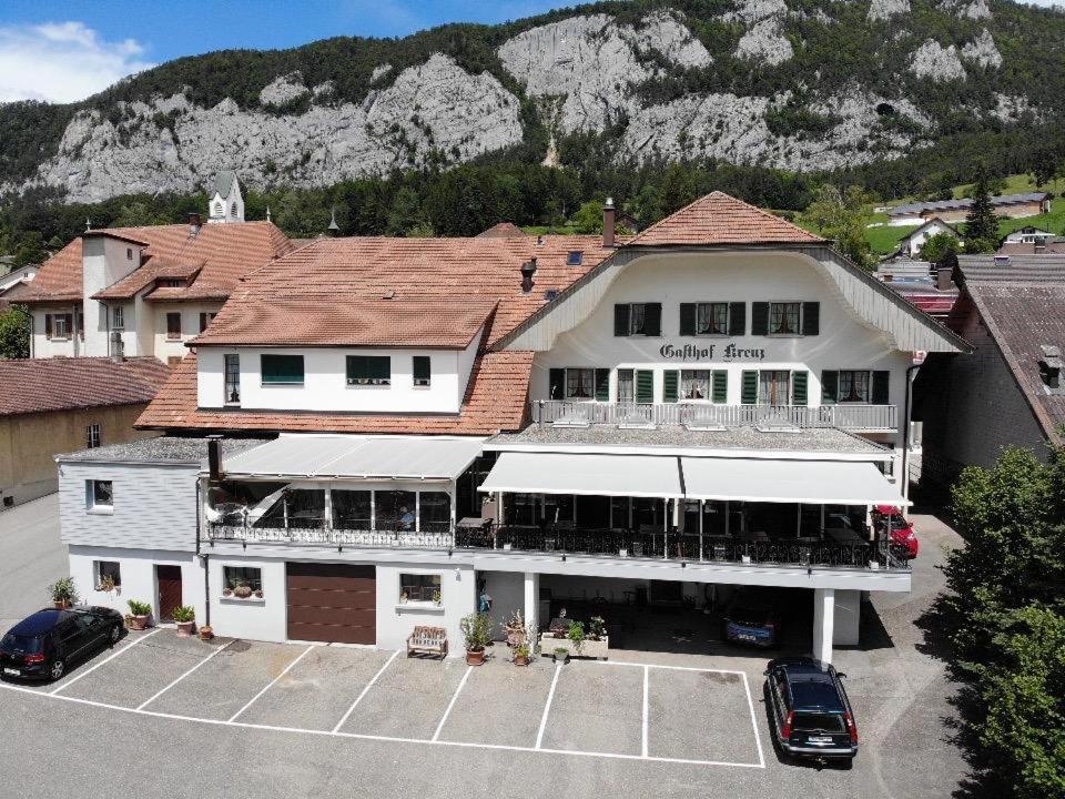 Hotel Gasthof Kreuz Welschenrohr Εξωτερικό φωτογραφία