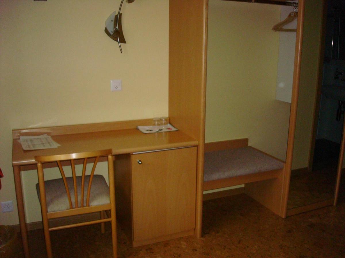 Hotel Gasthof Kreuz Welschenrohr Εξωτερικό φωτογραφία